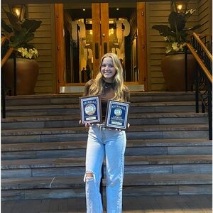 Meet your Posher, Cat